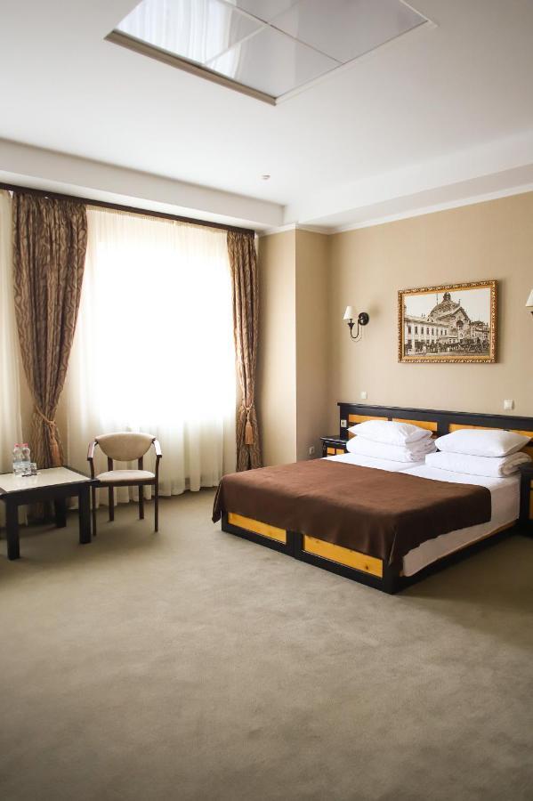 Georg Palace Hotel แชร์นิฟซี ภายนอก รูปภาพ